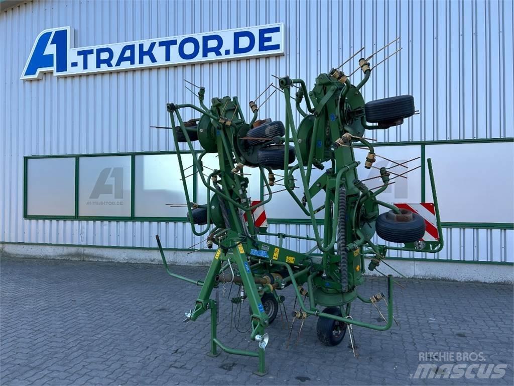 Krone KW 7.92 耙與翻草機
