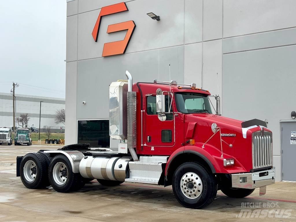 Kenworth T 800 曳引機組件