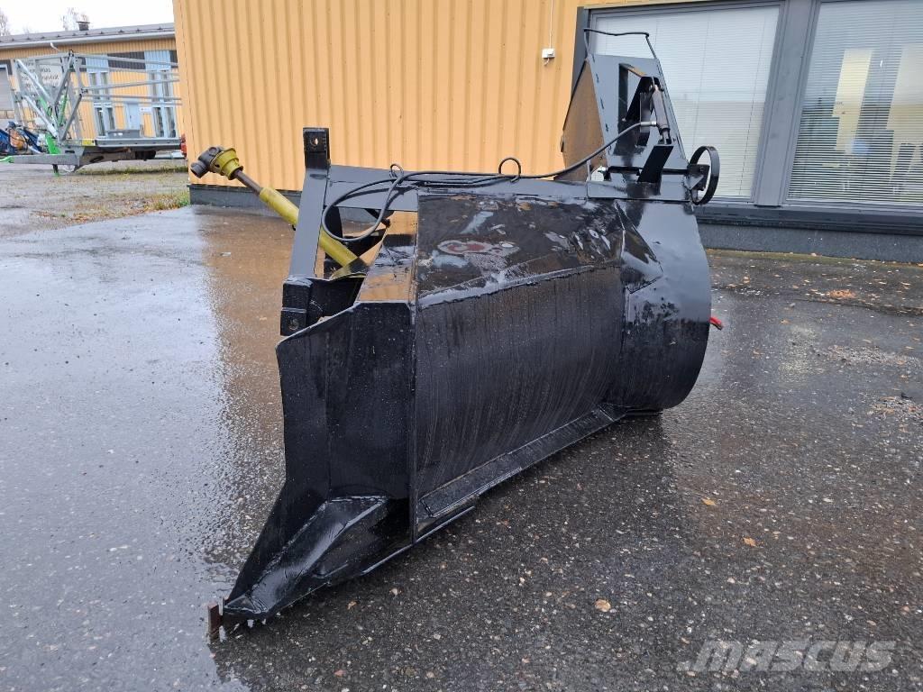 Leppä 260 掃雪機