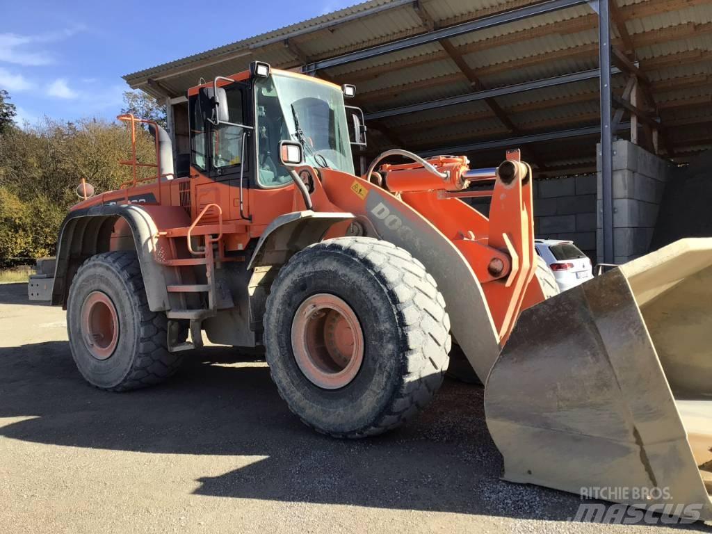 Doosan DL 420 輪胎式裝載機