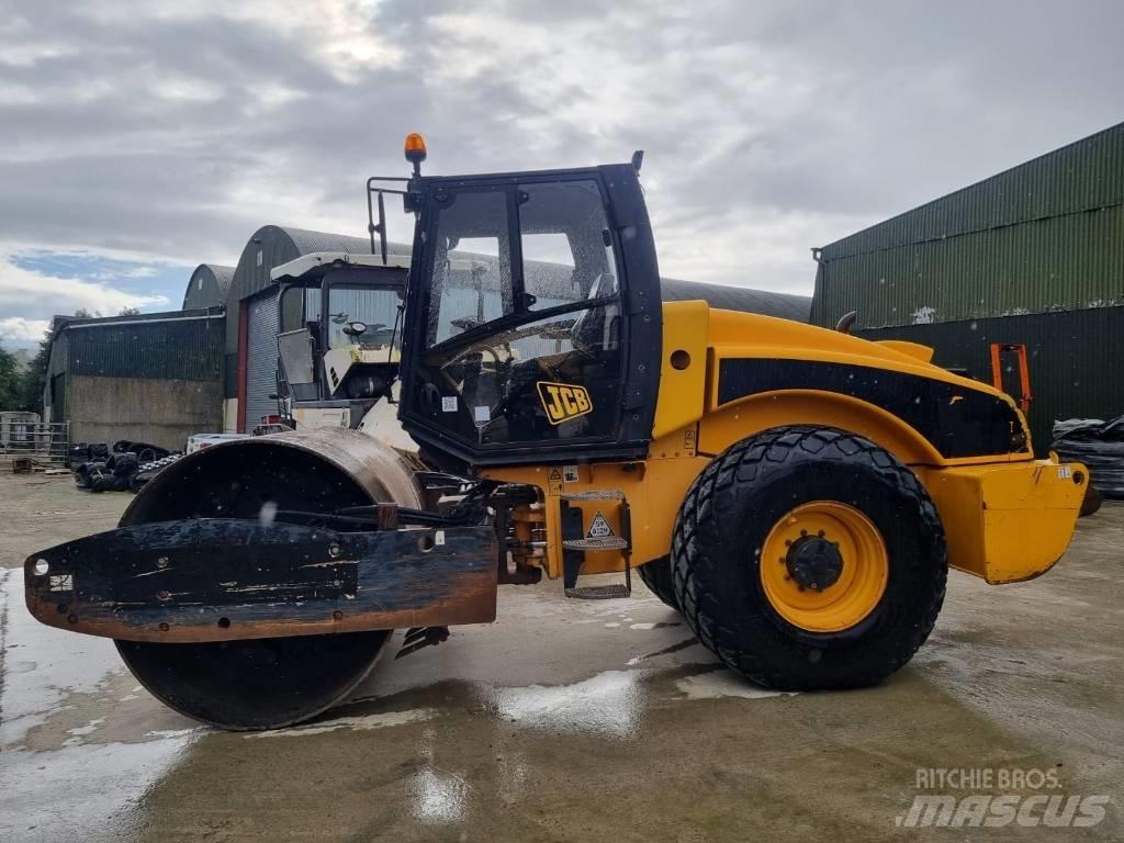 JCB Vibromax VM 146 土壤壓實機