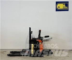 BT Truck LPE220 平台型低架升降機