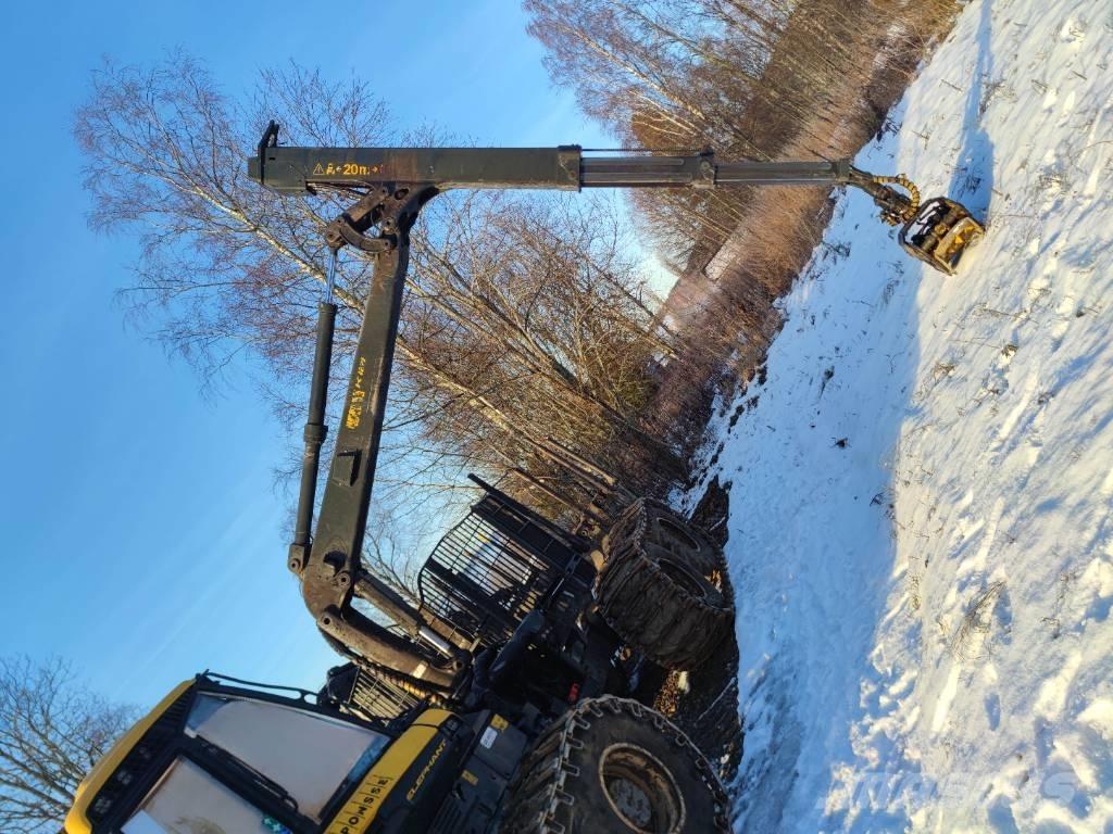 Ponsse Elephant 集運機