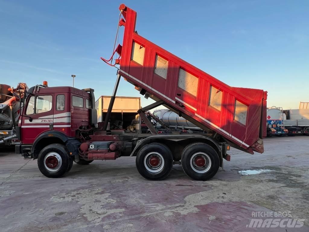 Mercedes-Benz 2635 傾卸式卡車
