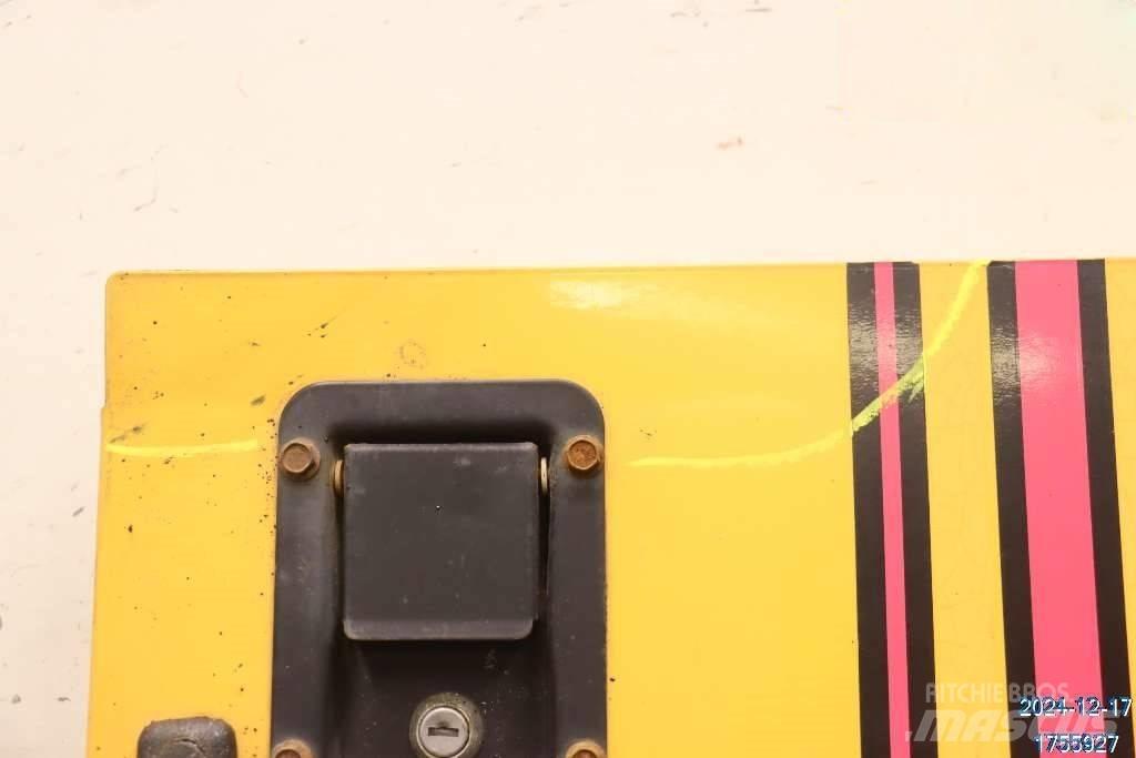 Ljungby L 12 駕駛室與內部