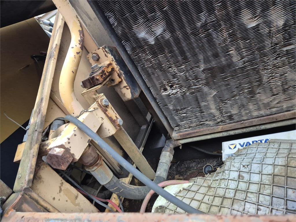 Komatsu PC180LC-3 履帶式 挖土機/掘鑿機/挖掘機