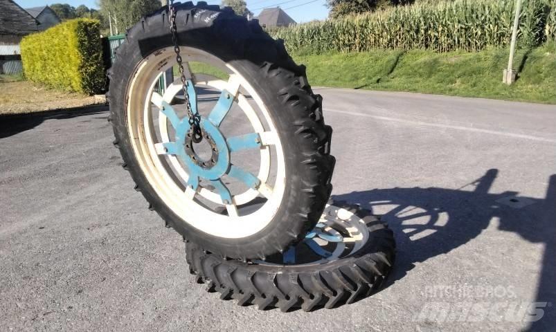 BKT 9.5R44 輪胎、車輪和輪圈