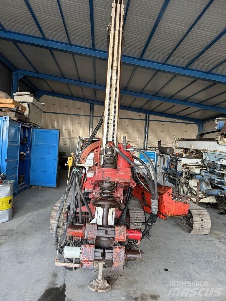 Soilmec SM305 錨固鑽機