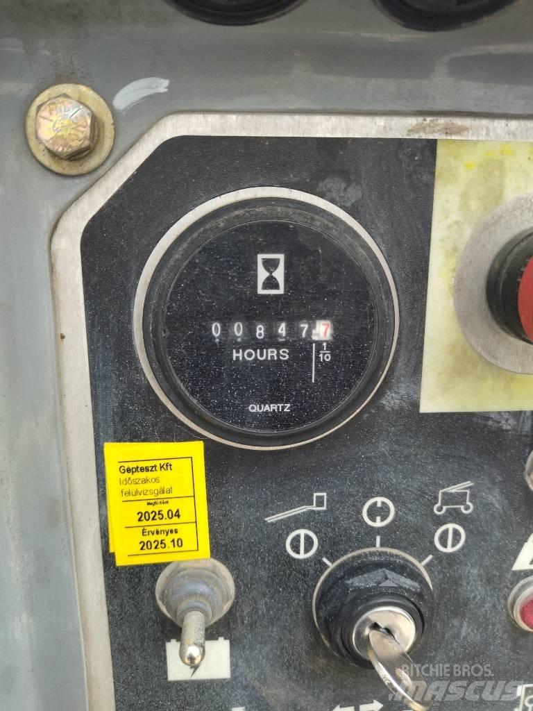 Genie Z34/22N 曲臂高空作業車
