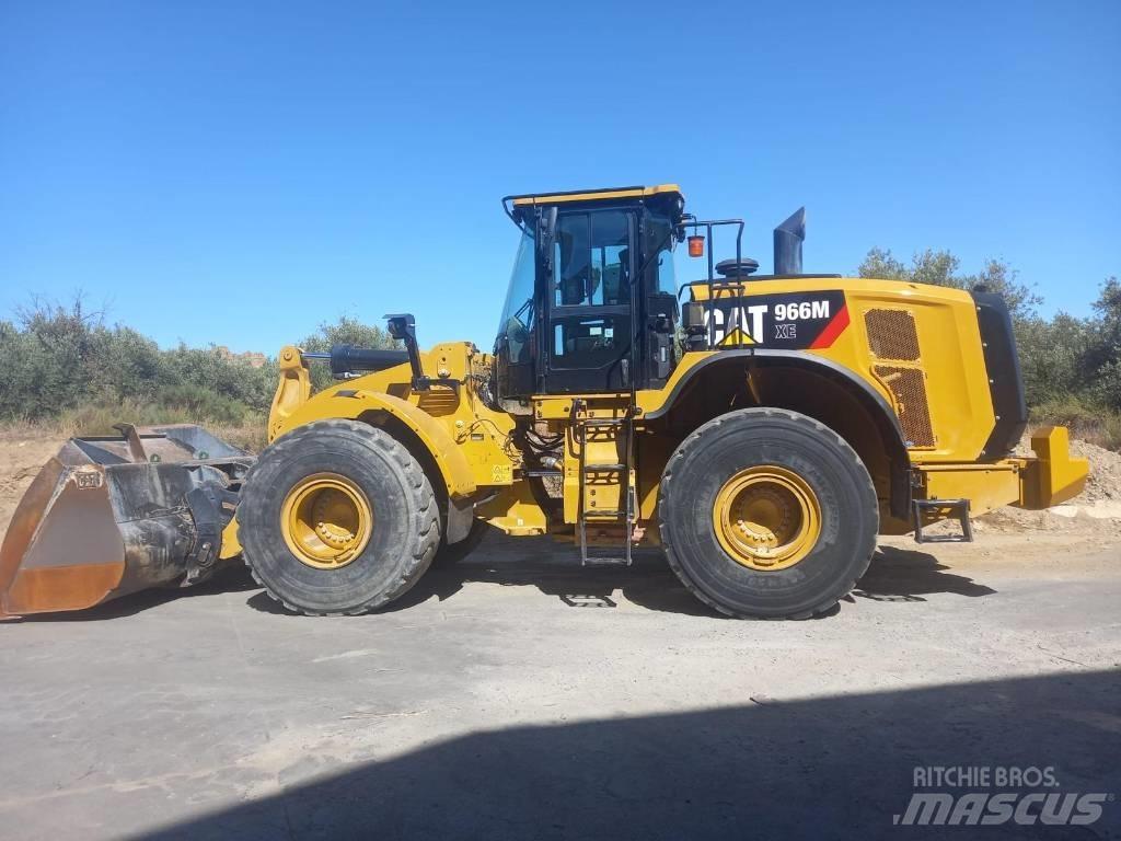 CAT 966 M 輪胎式裝載機