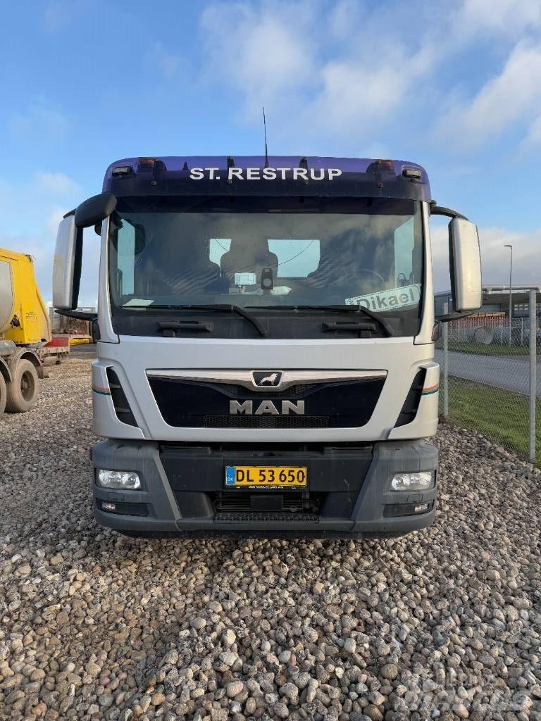 MAN TGM 15.290 吊鉤式起重車