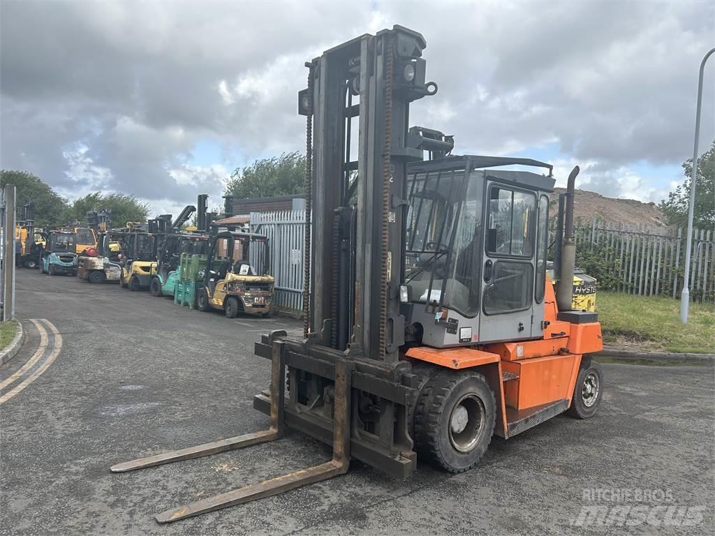 Kalmar DCD70-6 柴油卡車