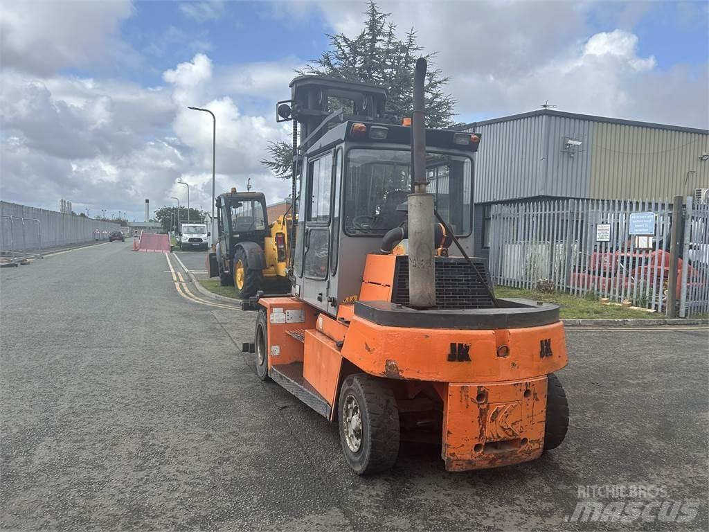 Kalmar DCD70-6 柴油卡車