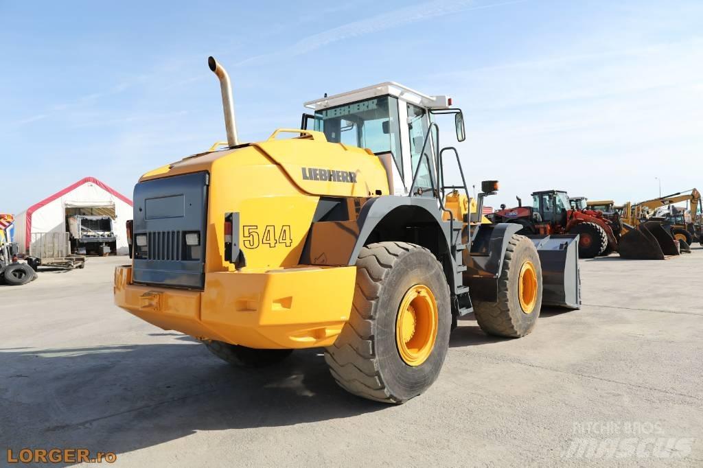 Liebherr L 544 輪胎式裝載機