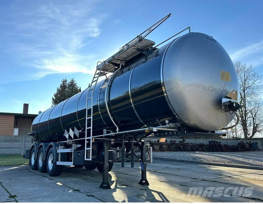 LAG 0-3-39T 罐體半拖車