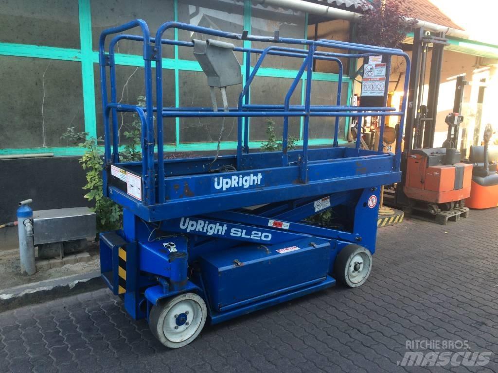 UpRight SL20    V-2784 垂直升降工作台