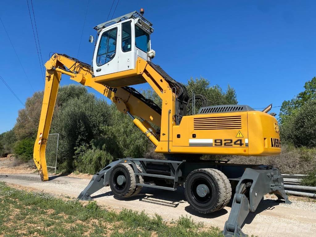 Liebherr A 924 C 廢棄物/工業用操作車