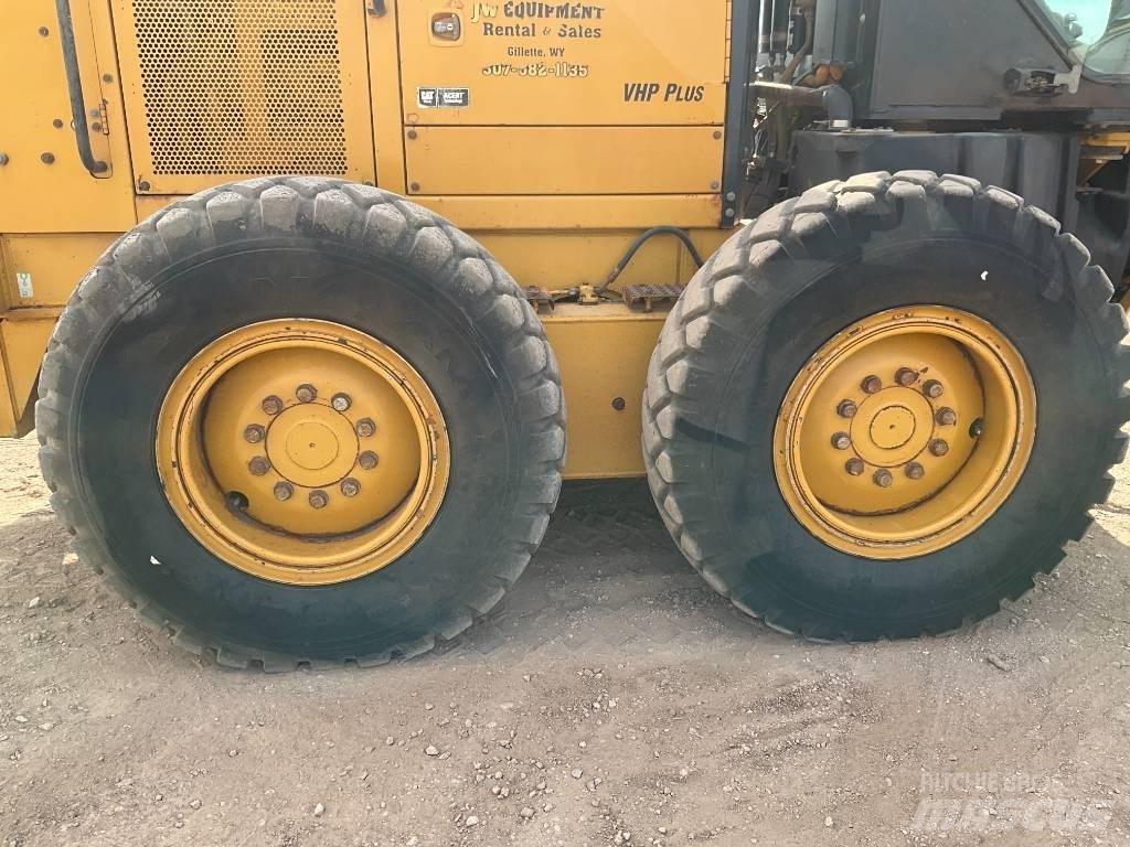 CAT 140 M AWD 平土機
