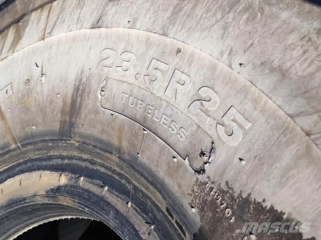  23.5 R25 TYERS 輪胎、車輪和輪圈