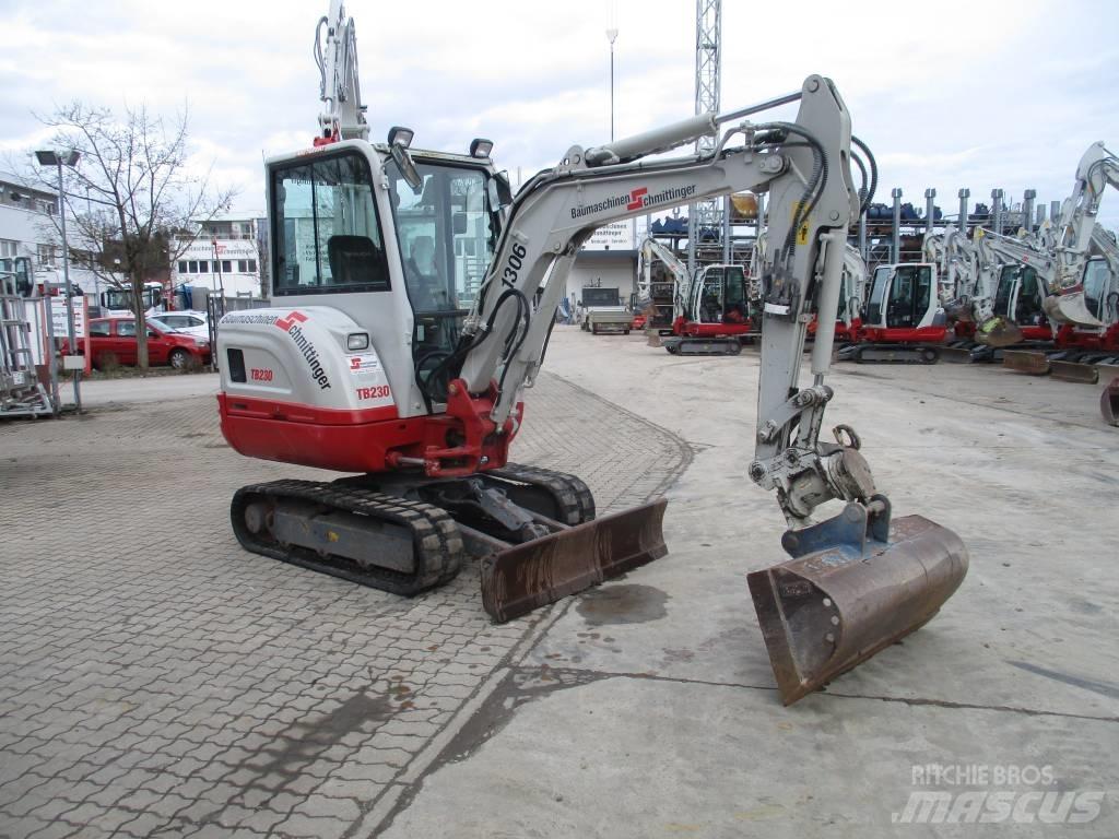Takeuchi TB 230 小型挖土機/掘鑿機<7t(小型挖掘機)