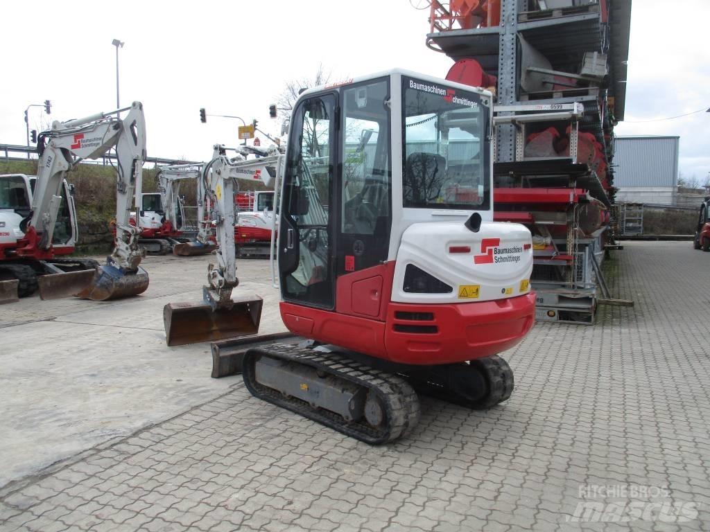 Takeuchi TB 230 小型挖土機/掘鑿機<7t(小型挖掘機)