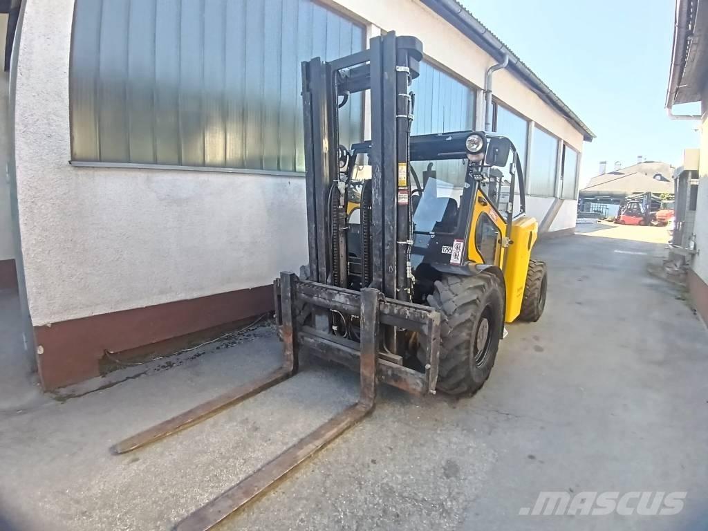 Bomaq B50 MP 4WD 柴油卡車