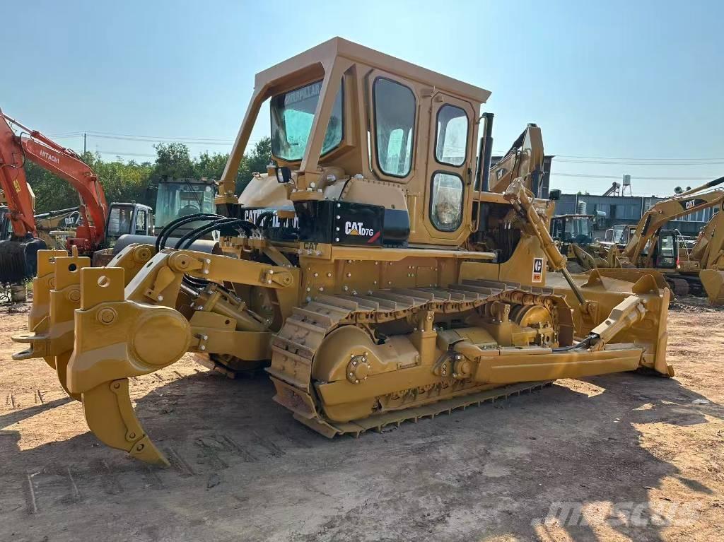 CAT D7G 履帶推土機