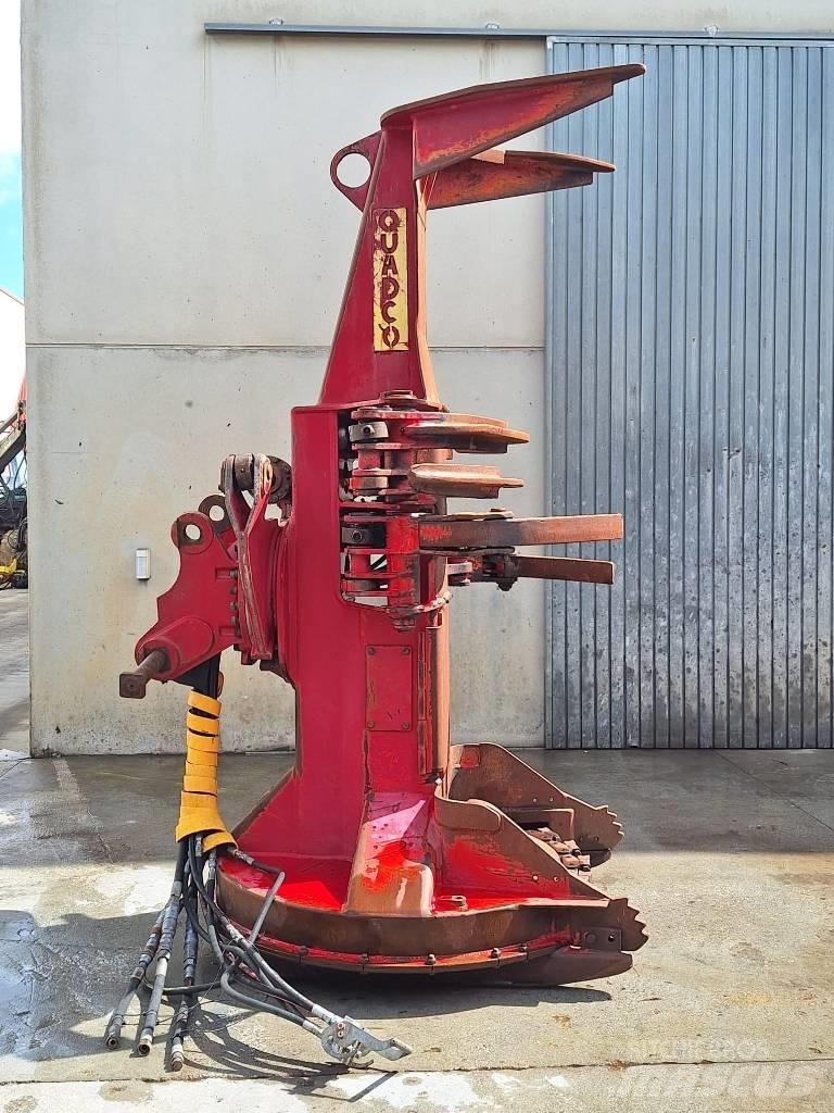  Quadco 21SC 伐木歸堆機