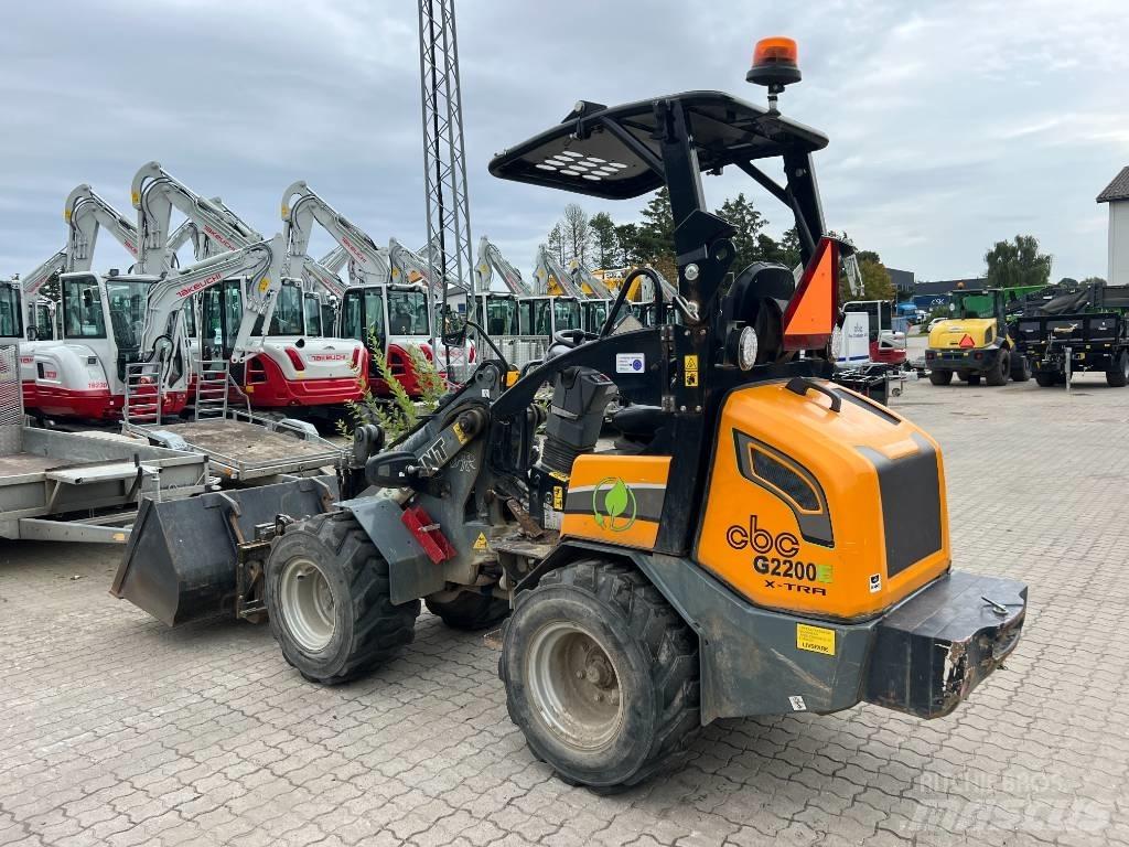 GiANT 2200E 小型裝載機