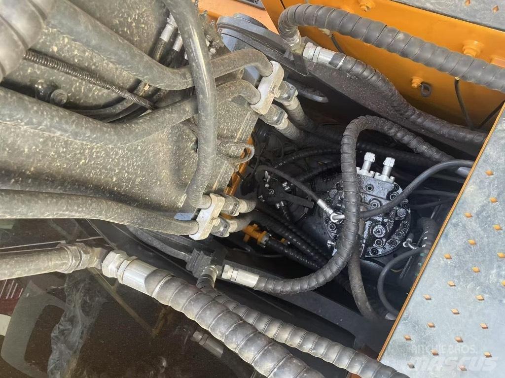 Hyundai 220LC-9S 履帶式 挖土機/掘鑿機/挖掘機