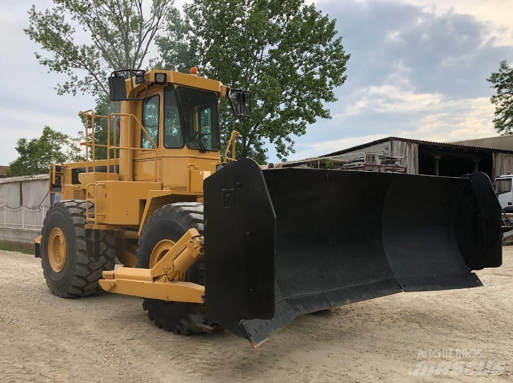 CAT 824 C 輪式推土機