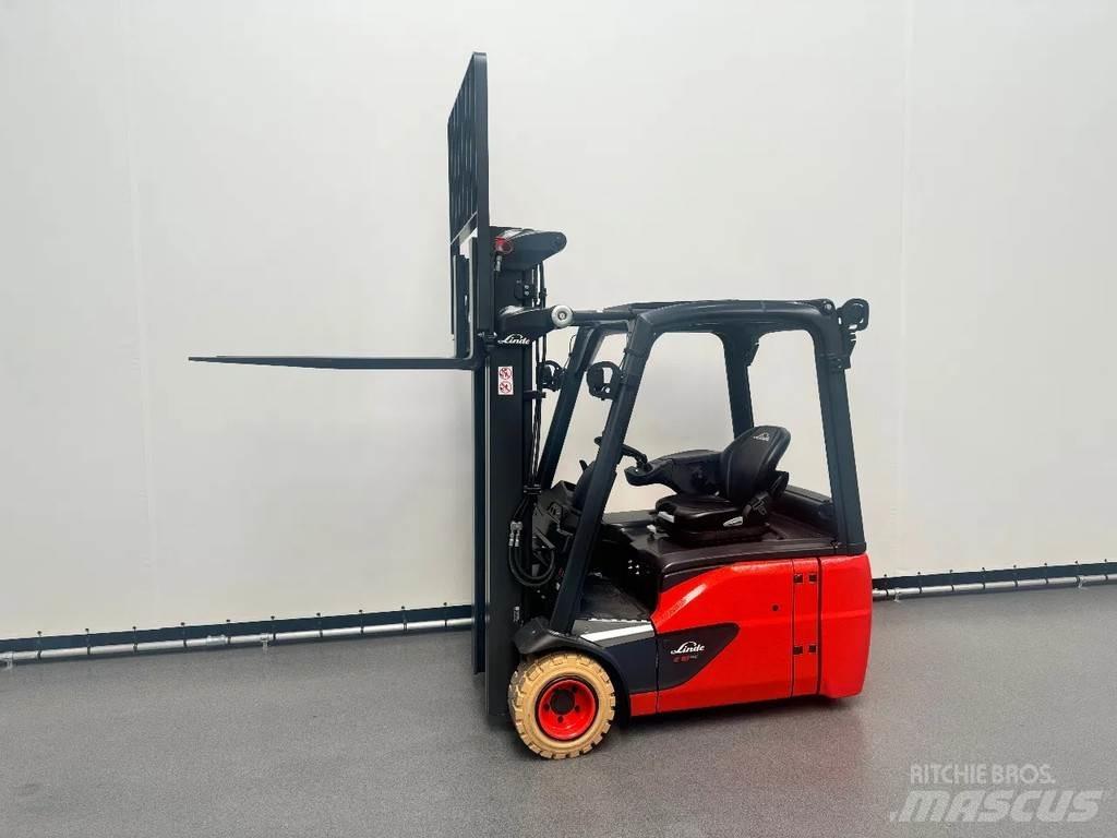Linde 386 E 18 - 02 電動堆高機