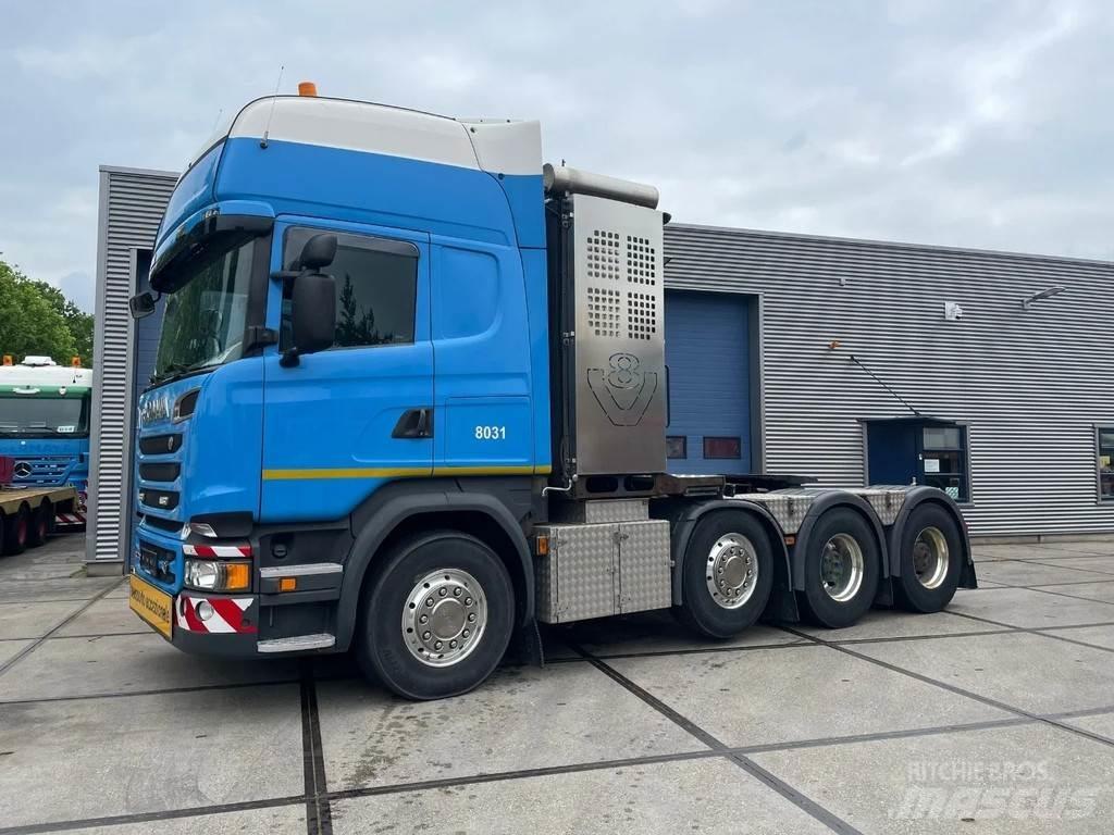 Scania R730 V8 8x4 曳引機組件