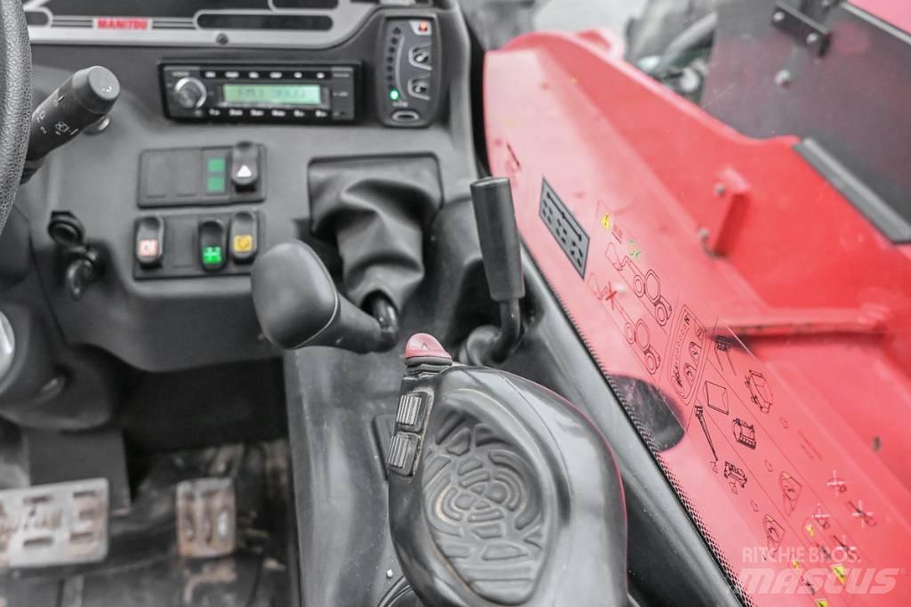Manitou MT 1030 伸縮臂操作車