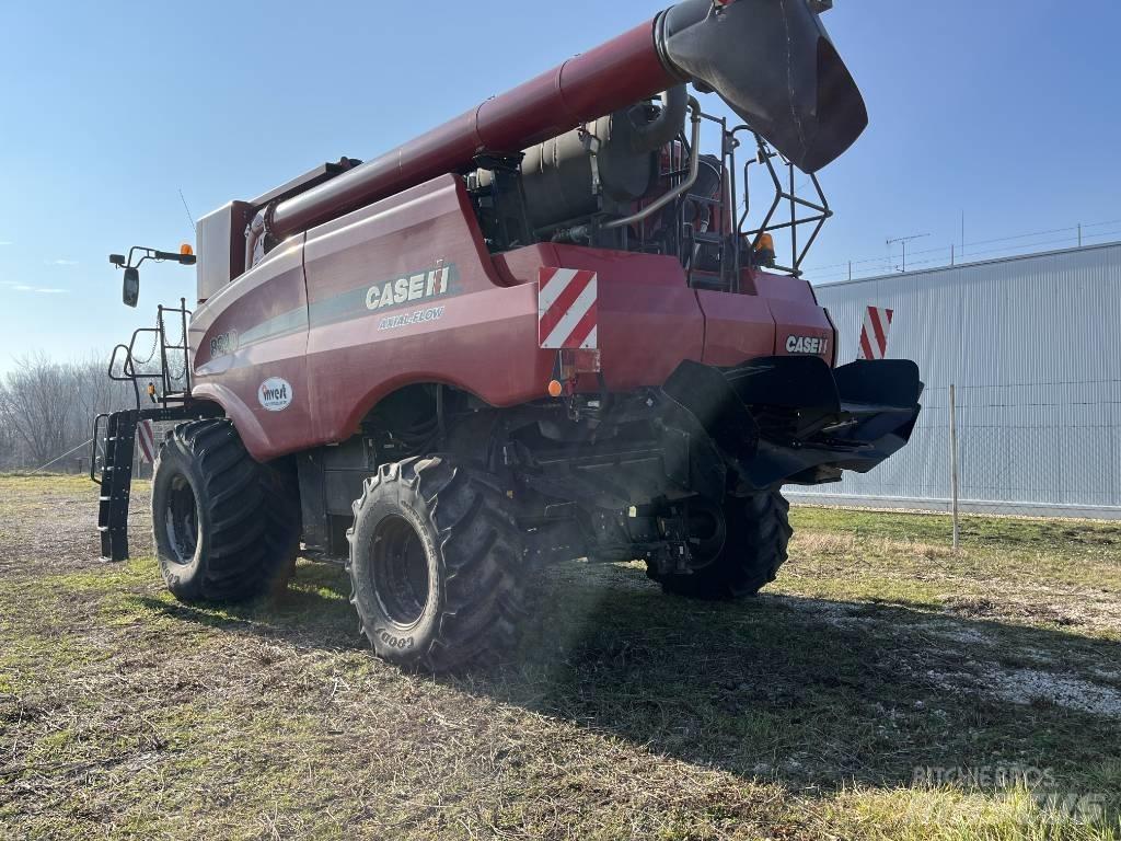 Case IH AF8240 聯合收穫機