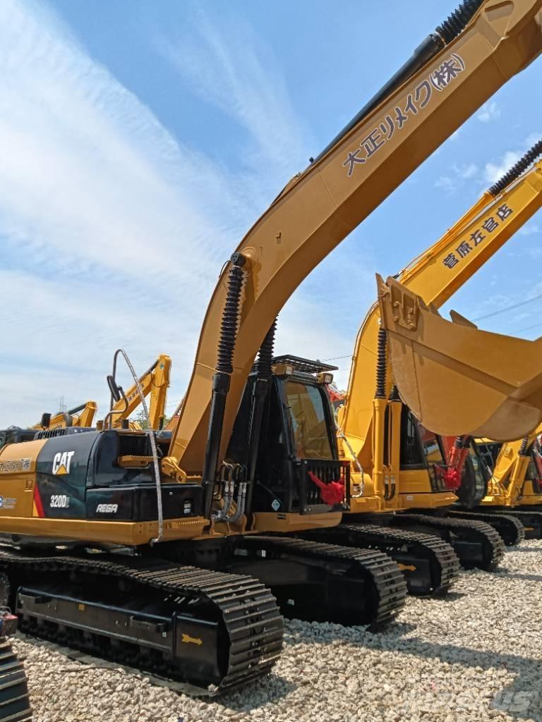 CAT 320D2 中型挖土機/掘鑿機/挖掘機 7t-12t