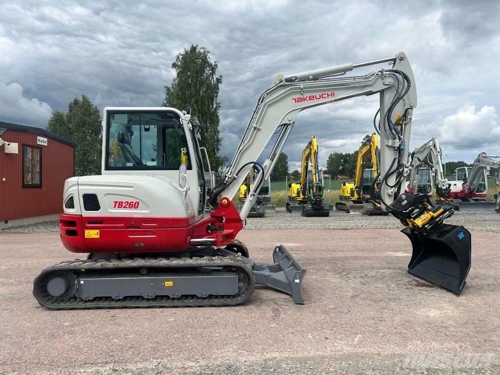 Takeuchi TB260 小型挖土機/掘鑿機<7t(小型挖掘機)