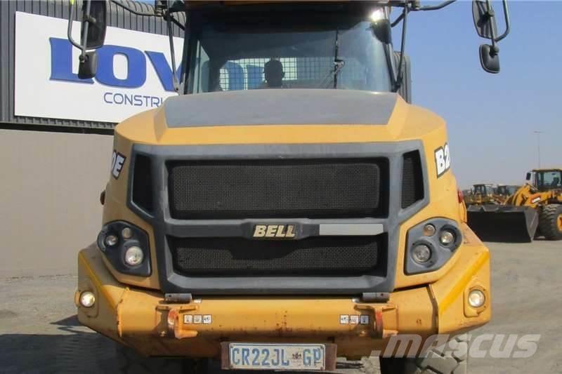 Bell B20E 6X4 鉸接式起吊車