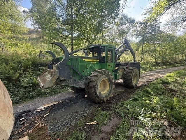 John Deere 640 L 集材機