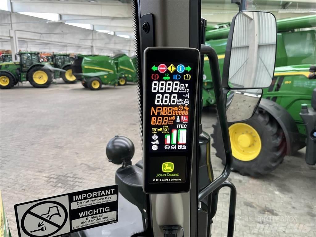 John Deere 6100M 曳引機