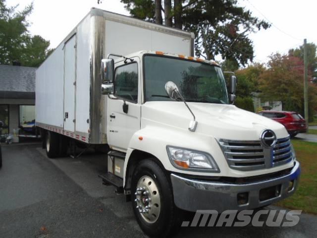 Hino 358 廂式貨物運輸車