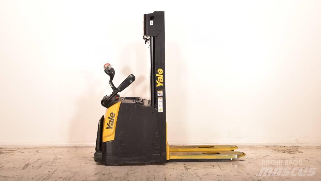 Yale MS 14 XIL 行走控制式堆積機