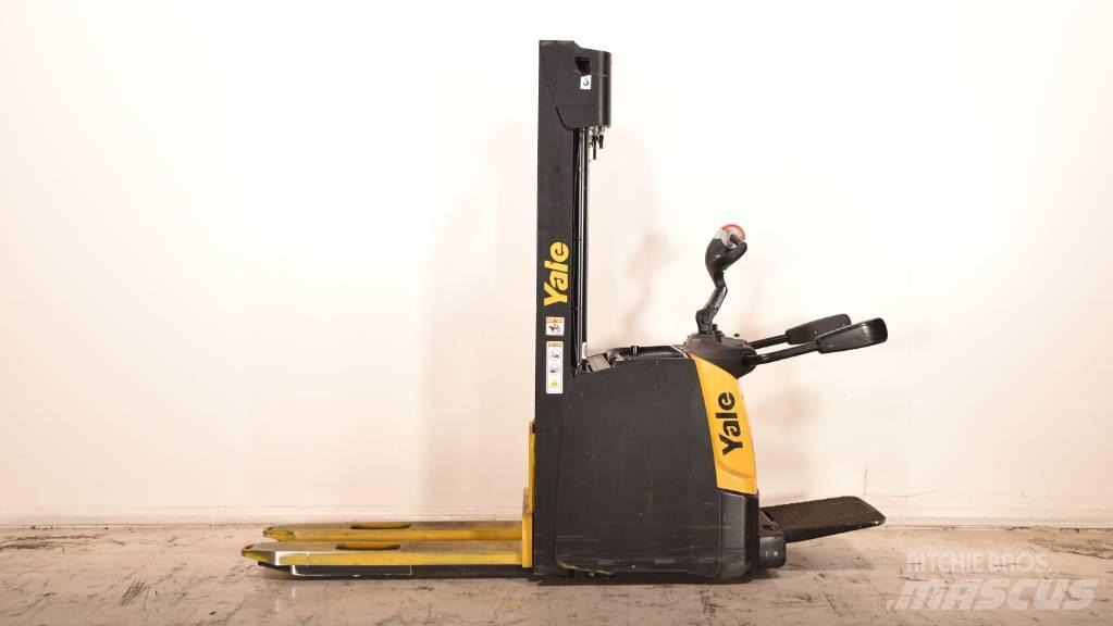 Yale MS 14 XIL 行走控制式堆積機