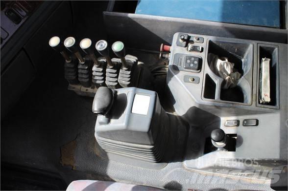 Mercedes-Benz 2531 貨櫃框架卡車
