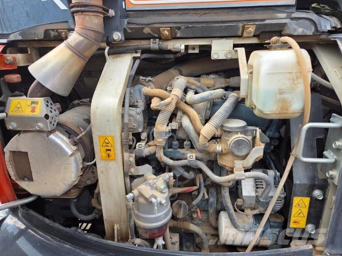 Kubota U 55S 小型挖土機/掘鑿機<7t(小型挖掘機)