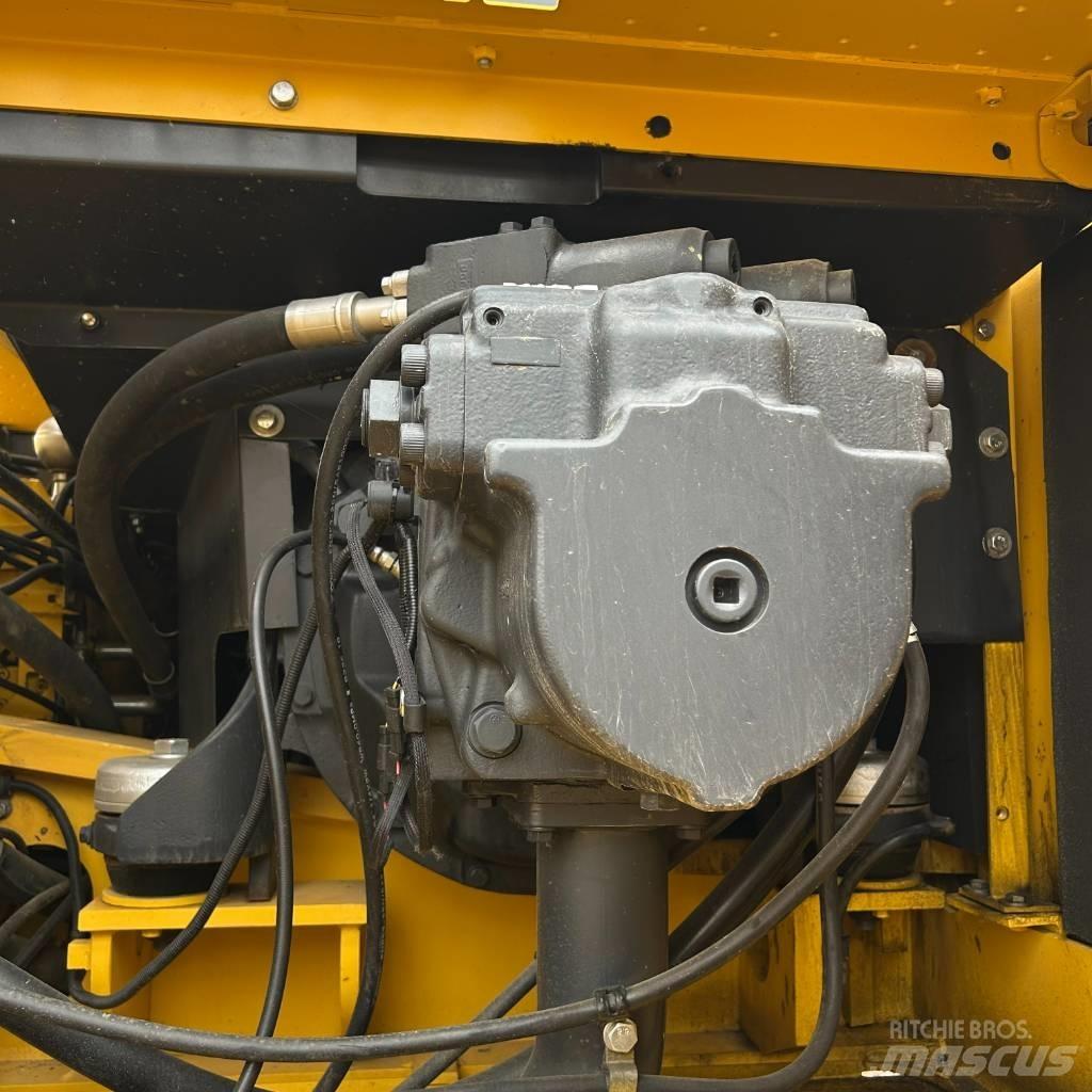Komatsu 400-7 履帶式 挖土機/掘鑿機/挖掘機