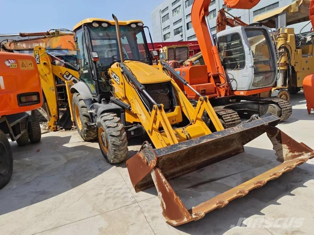 JCB 3 CX 反鏟裝載機