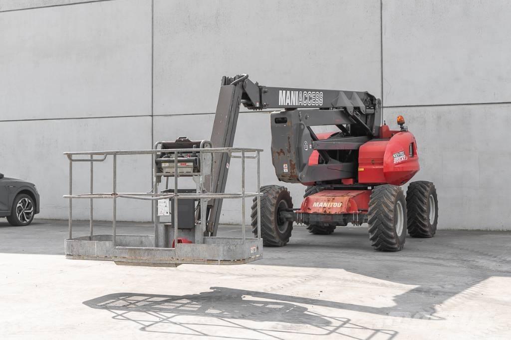 Manitou 200 ATJ 曲臂高空作業車