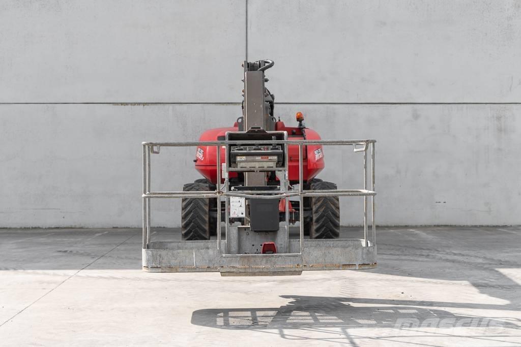 Manitou 200 ATJ 曲臂高空作業車