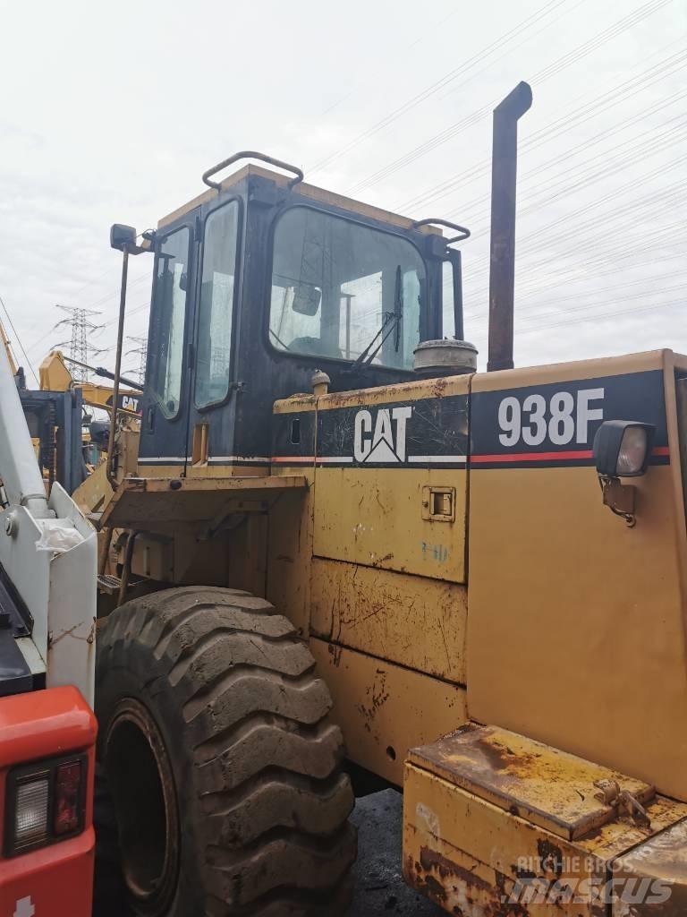 CAT 938F 輪胎式裝載機